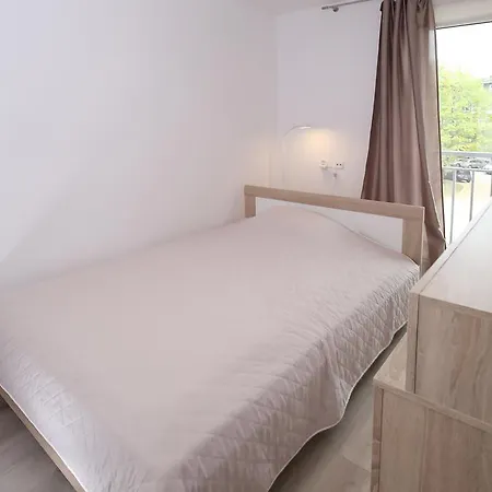 Apartment 100-sio