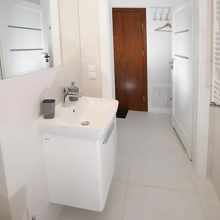 Apartment 100-sio